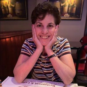 Meet your Posher, Sharon